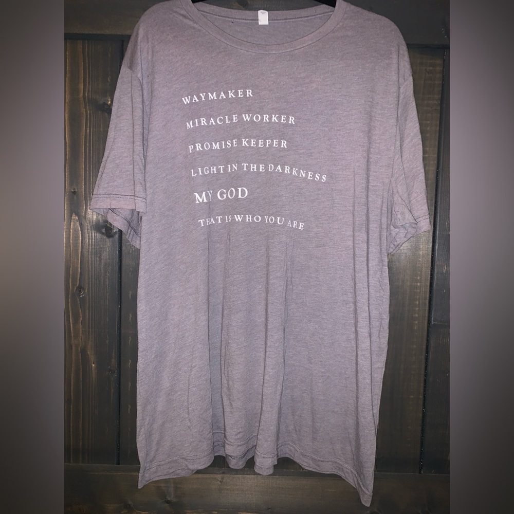 WOMANS CANVAS GRAPHIC TEE